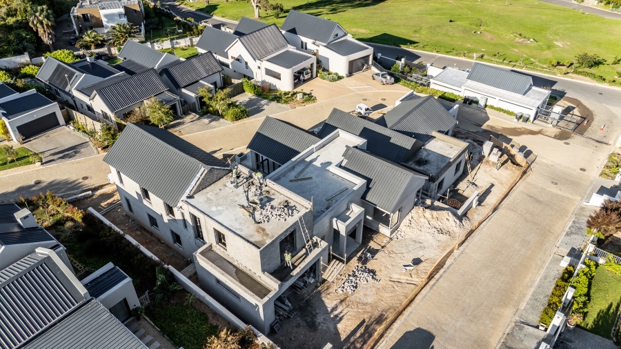 4 Bedroom Property for Sale in Victorskloof Western Cape